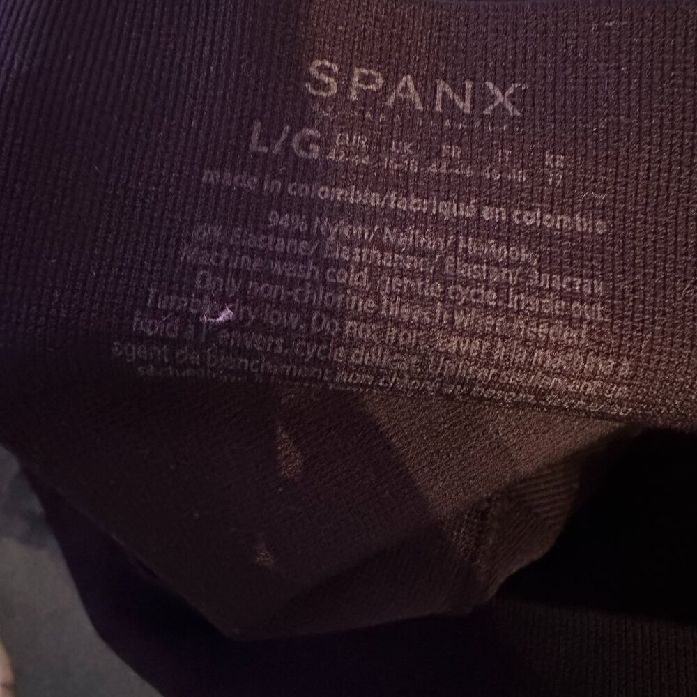 Spanx Look At Me Now Seamless High-Rise Gold Side Zip Leggings Black Size Large - Picture 5 of 5